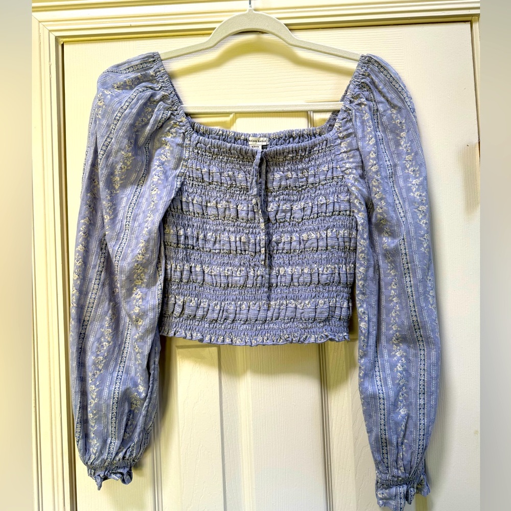 American Eagle Smocked Puffed Sleeve Blue Floral Romantic Blouse Size XS